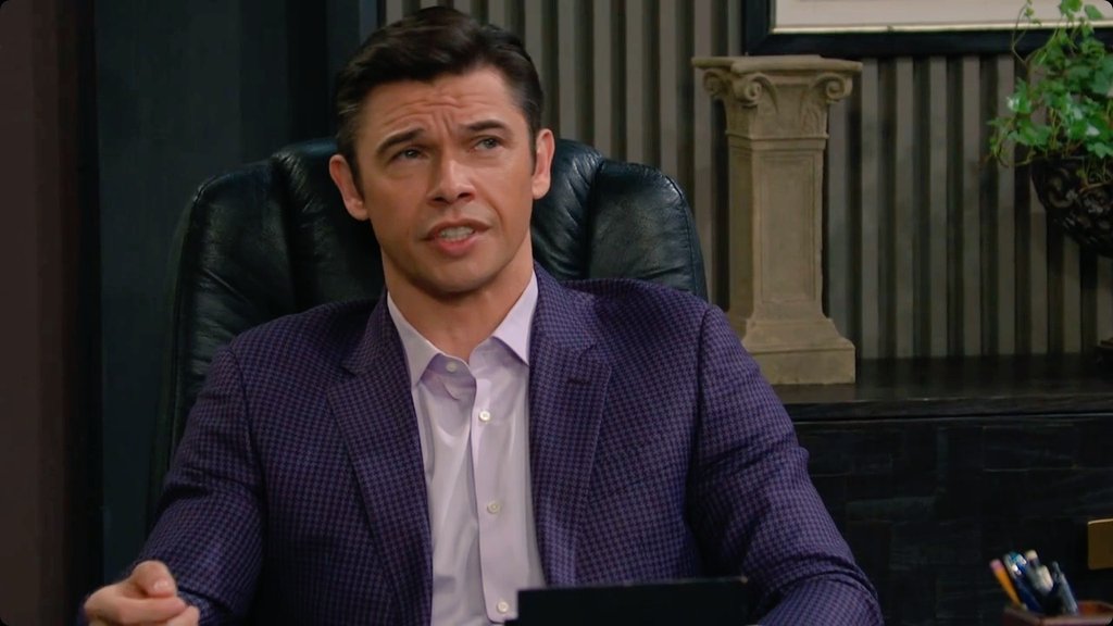 brianne1017's tweet photo. Alex was just trying to help. Xander tells him that just because he's finally in a healthy relationship doesn't mean he's an expert. Alex says he'll back off. #Days @PaulTelfer @MrRobertScott #AlexCeption https://t.co/dPVn39JblU