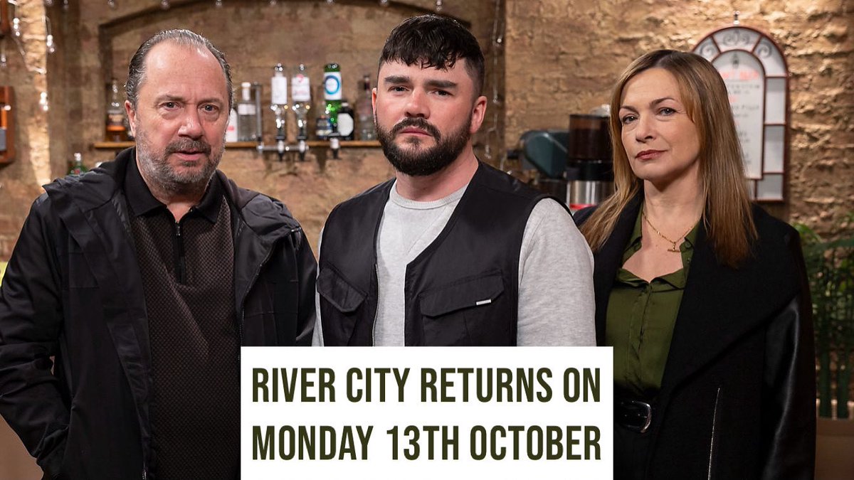 SLahbibFan's tweet photo. ๐: Put it in your diaries- River City will be back on Monday 13th October ๐๐ป๐บโจ
Whoโs excited to see more of Viv Barton? ๐คฉโจ
#RiverCity #SimoneLahbib #RobJarvis #CameronFulton https://t.co/oZEqd54Lxz