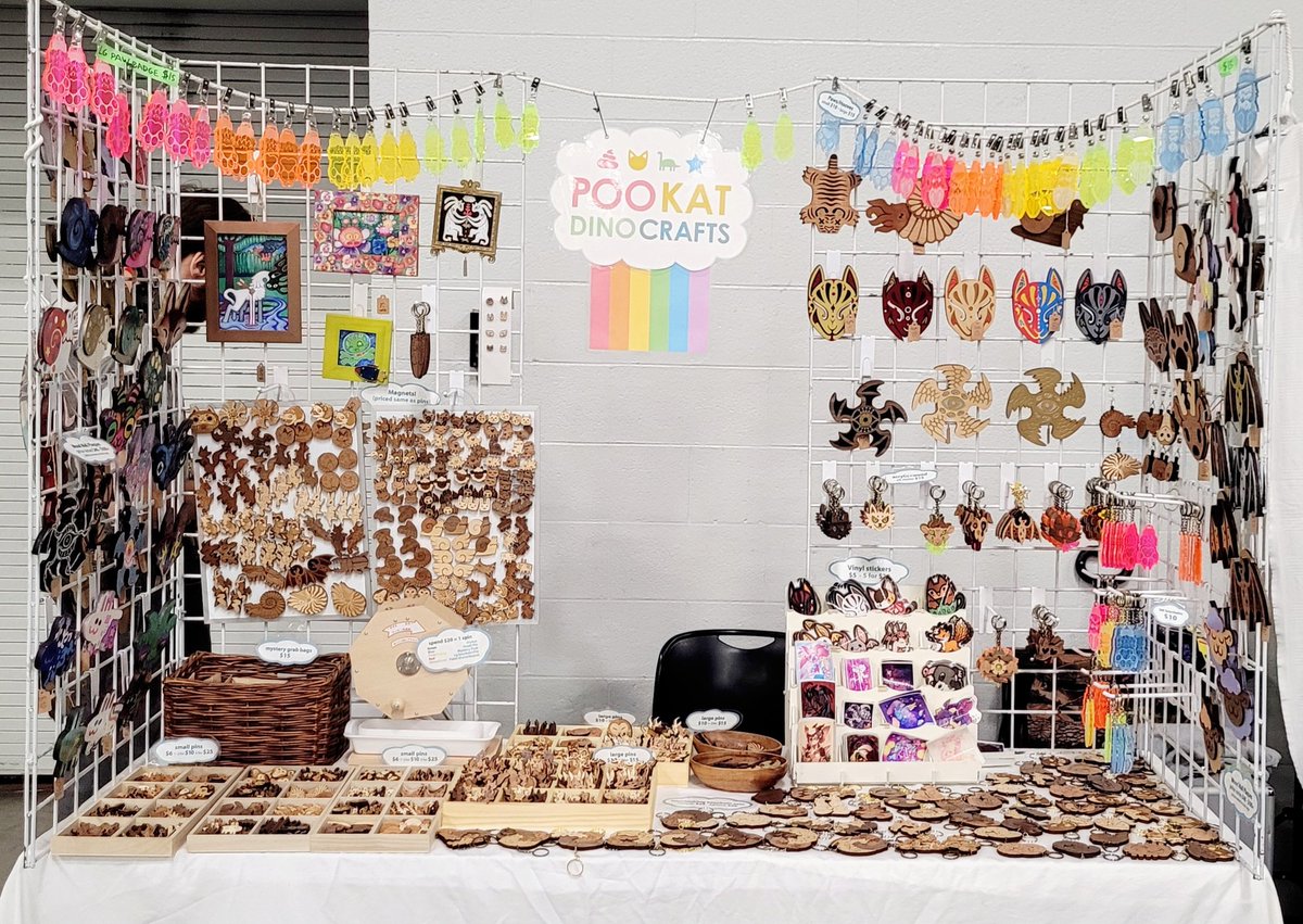 I'm set up at the matsuricon 2025 artist alley!