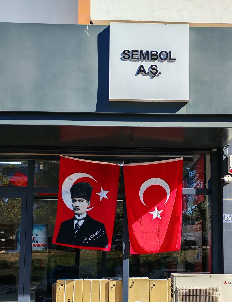 omerronderr's tweet photo. Türk ulusunun yeniden dirildiği Şanlı 30 Ağustos Zaferi’nin 103. Yılını coşkuyla ve umutla kutluyor,bağımsızlığımızdan asla vazgeçmeyeceğimizi tüm dünyaya ilan ediyoruz.Gazi Mustafa Kemal Atatürk ve silah arkadaşlarını rahmet ve minnetle anıyor,milletimizin Zafer Bayramını ktlytz https://t.co/jupdNlAvms