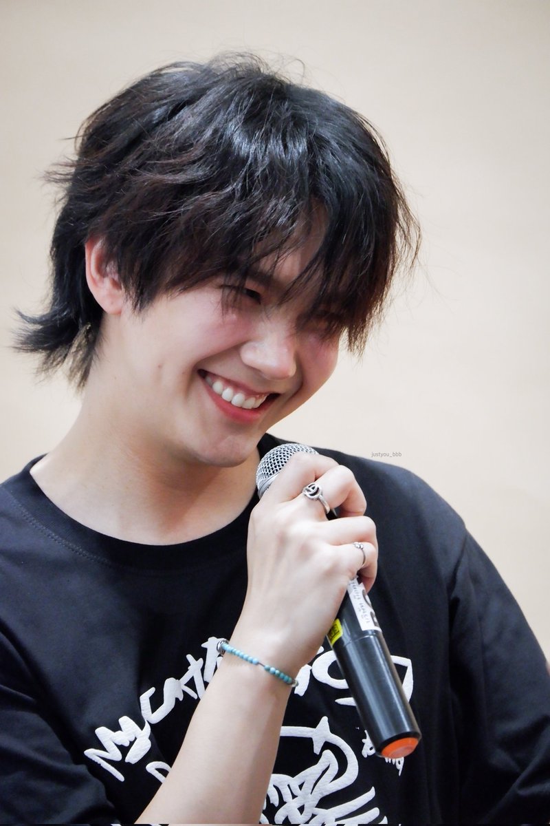 เขินๆๆ 🤭🤭🤭

AUCTION WITH BUILD
#ISSUExBuildCharity
#BuildJakapan <a href="/JakeB4rever/">BIU.</a>