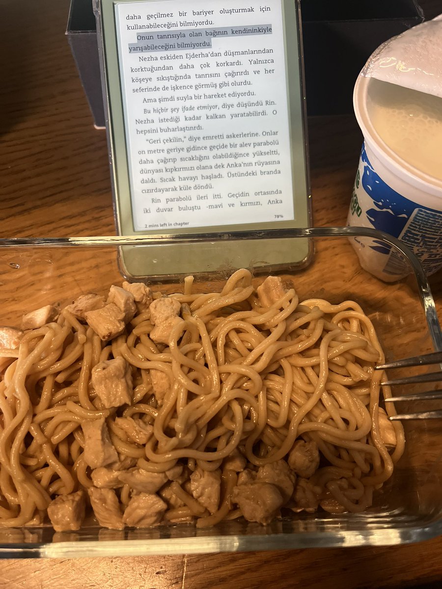 aslinda noodle idi ama spaghetti gibi duruor🍜