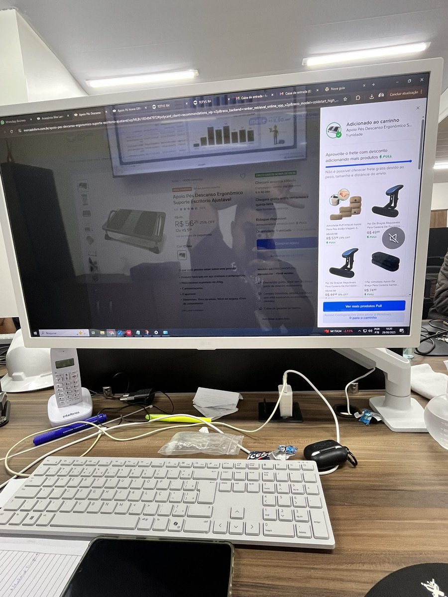 777LUCASx's tweet photo. Working Friday😎🫡
#workingFriday https://t.co/gBRK04ZVdF