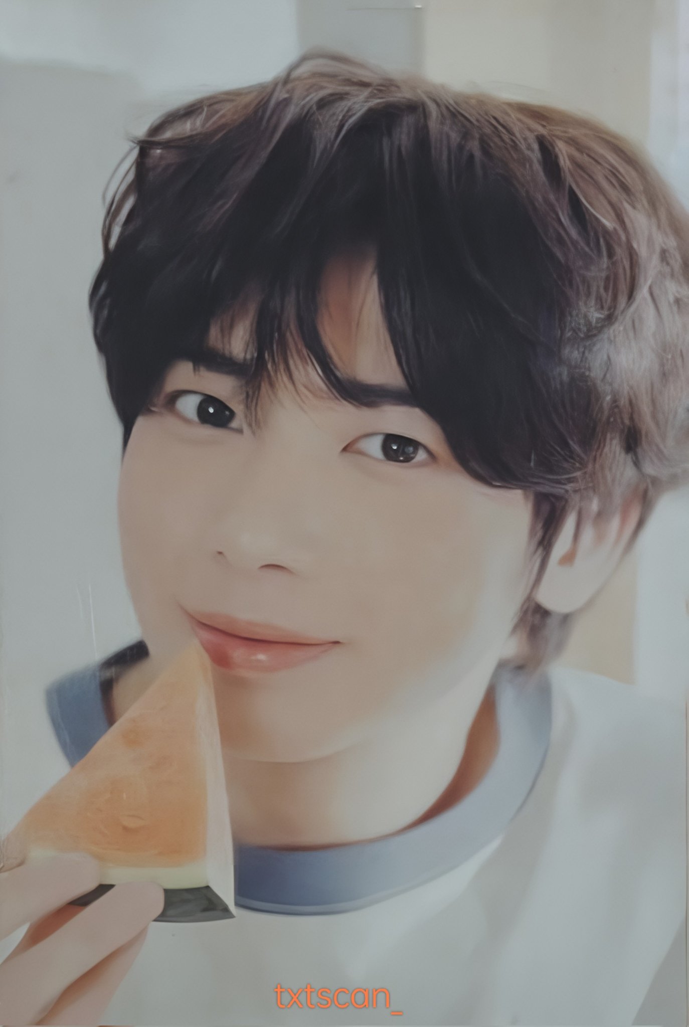 TOMORROW X TOGETHER MUSEUM フォールディングカード TOMORROW X TOGETHER MUSEUM | TXT Wiki | Fandom