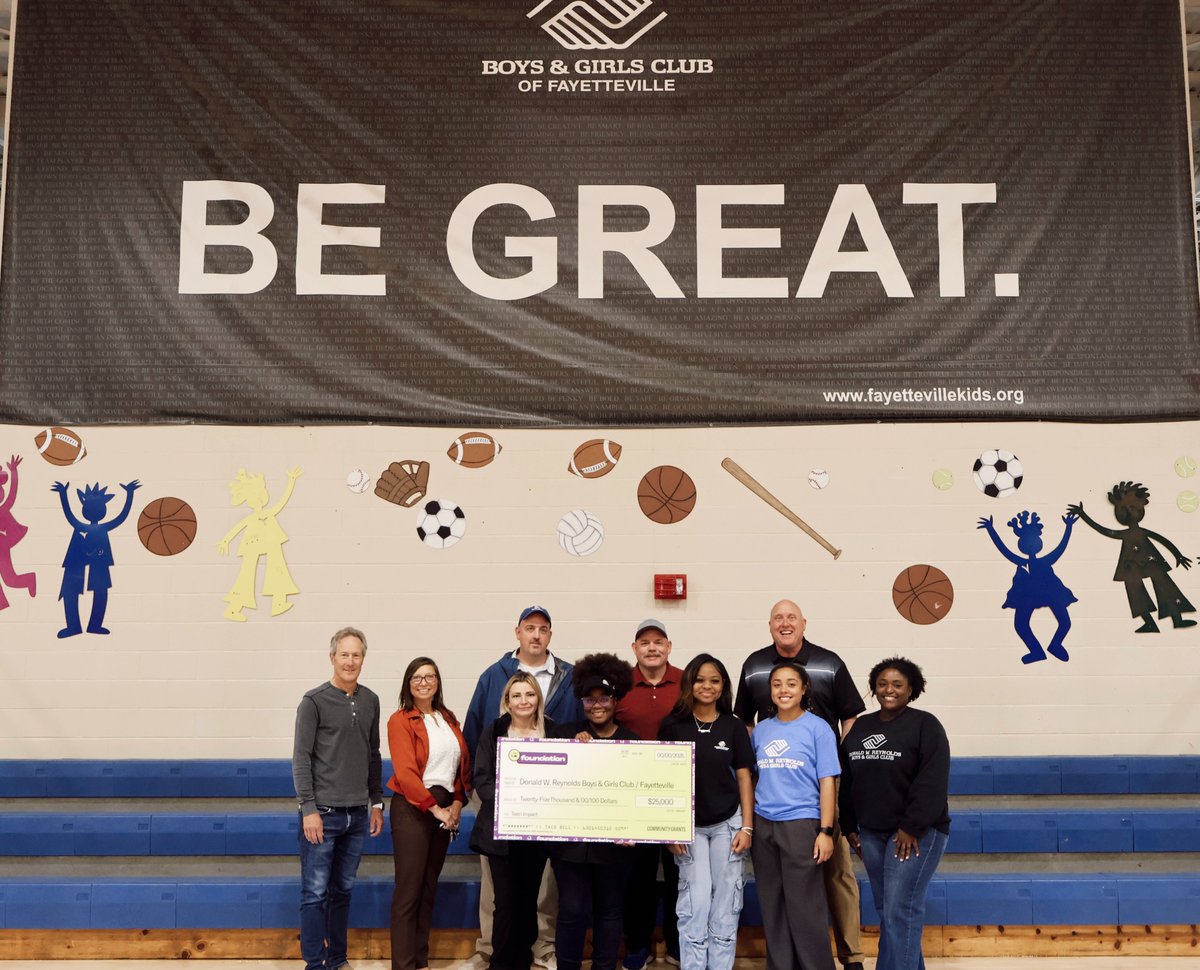 Today we had the honor of accepting a generous check from the Taco Bell Foundation in support of our teen program! 🌟 We’re incredibly grateful for their partnership and commitment to empowering youth in our community. 💜🌮 #ThankYou #TacoBellFoundation #TeenPrograms