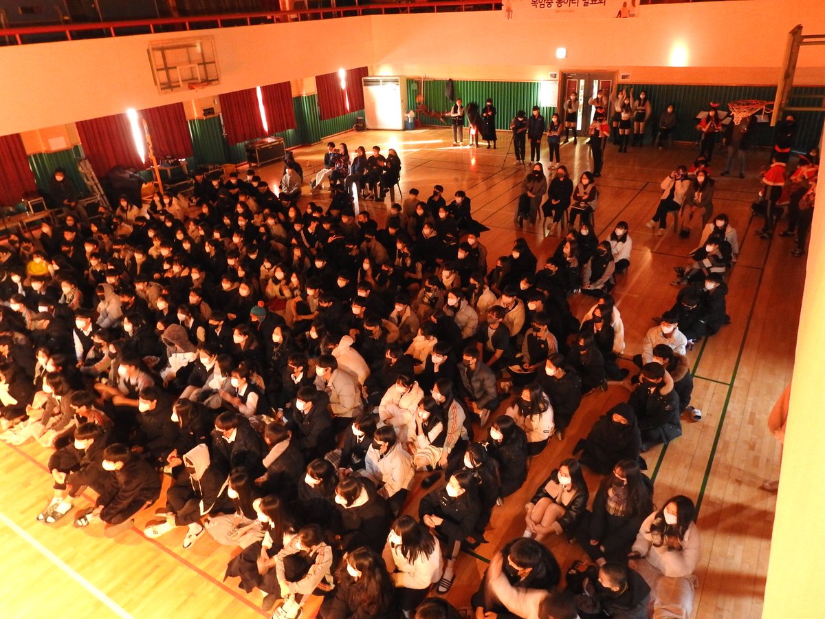 距离建建上次发IG已经快一百天了
分享一张太建中学旧照

呆呆的真的好萌
（是在太建中学官网找到的
#이태건 #イテゴン #LEETAEGEON #李太建