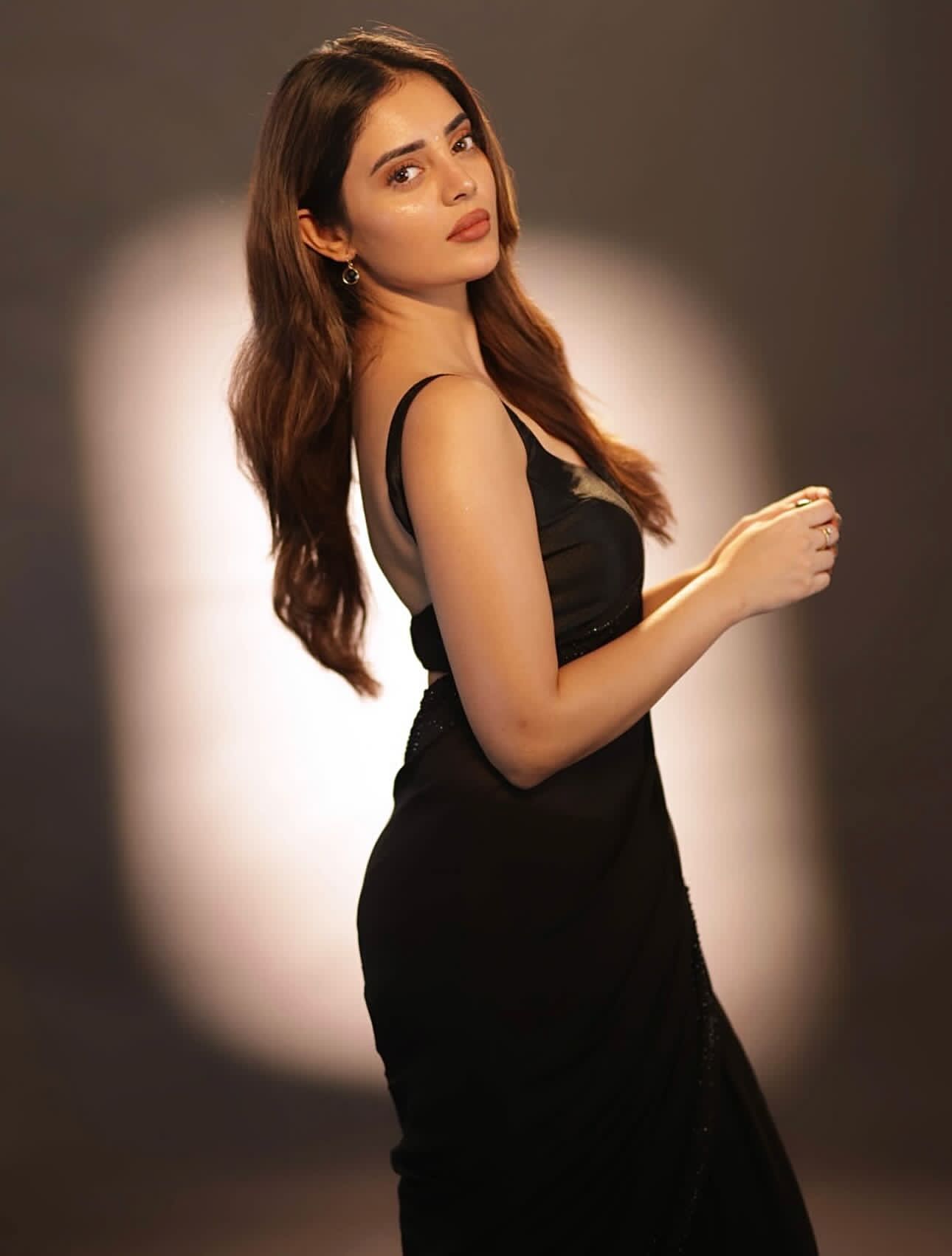 GzheS_1bkAACeuh?format=jpg&name=large