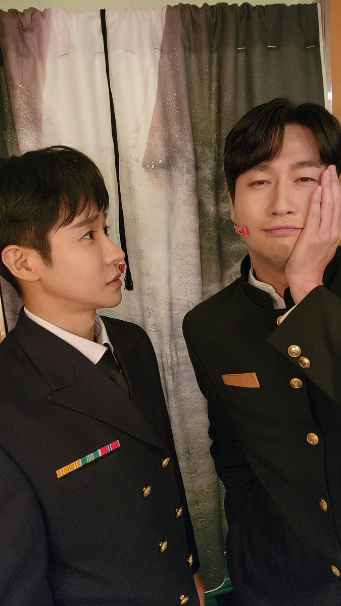 250829 뮤지컬 민들레 피리
페어 막공 인사
-
#강찬_찬_하고등장 💛