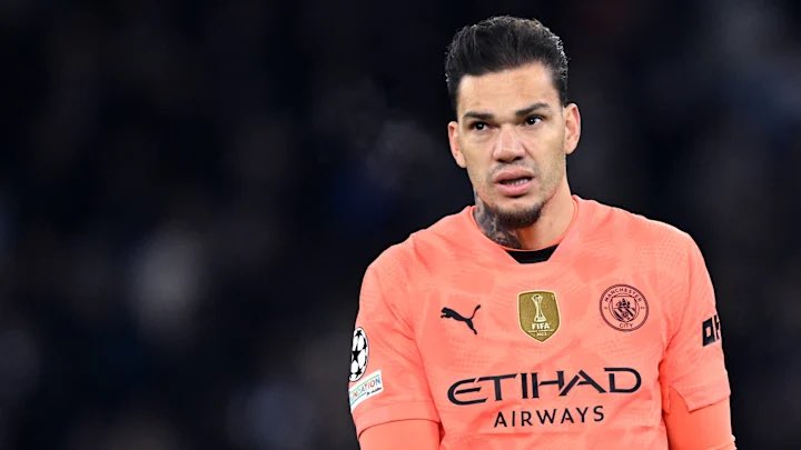 Süleyman Rodop: “Kaleci transferi eli kulağında, pazarlıklar son noktada. Okan hocanın ‘Evet, artık bunu alalım’ demesi bekleniyor. Hem Ederson hem de Lammens’le üst düzey görüşmeler sürüyor. Ederson ise maaş talebinde indirime gitti.”