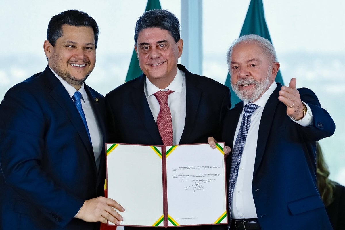 Fui nomeado pelo presidente @lulaoficial para assumir a presidência da ANS. Aceito este desafio com espírito público e o compromisso de fortalecer a regulação e buscar soluções que reduzam os conflitos no setor de saúde suplementar.