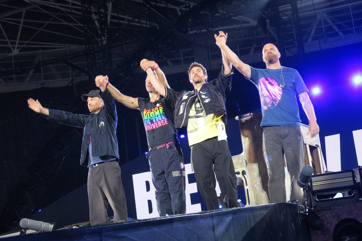 Nie 🍓🐘🦋🌙☀️👽📻💜🐙 tweet media