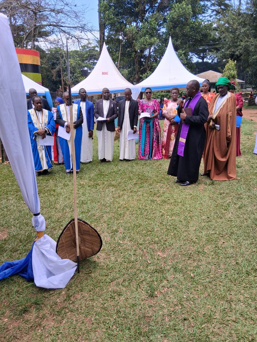 FlashNakFashion's tweet photo. Today at the handover ceremony of Mituuba ena (4) Lunyo at Entebbe Children's park. Entebbe Municipality Wakiso District.#Vote #Wakiso #WomanMp #ElectionsUganda #DemocraticFront https://t.co/nqgbgxyRje