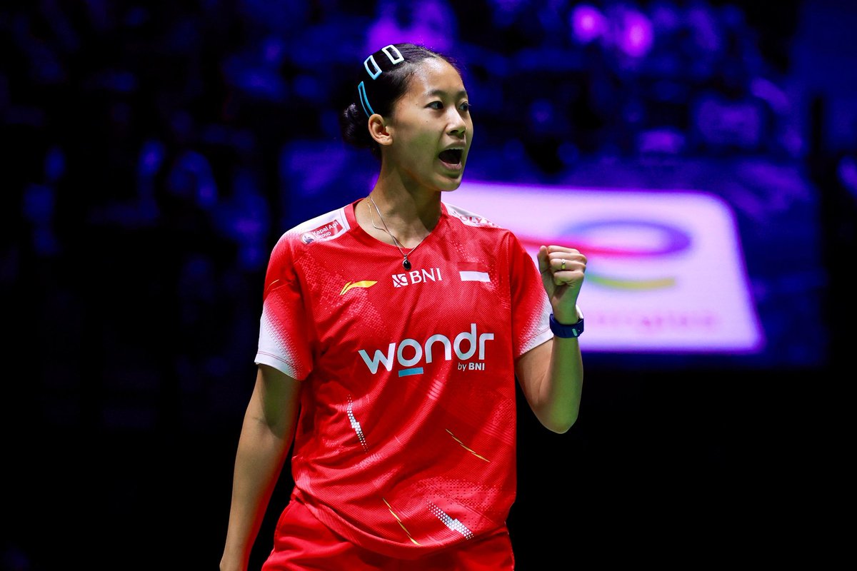 Apa arti semifinal Kejuaraan Dunia 2025 bagi Putri KW? 

"Semifinal ini adalah rasa terima kasih kepada diri sendiri karena sempat merasa di bawah banget, kayak bisa sampai di sini itu tidak gampang." 

"Banyak hal yang saya lakukan dalam diam untuk mengembalikan semuanya lagi."