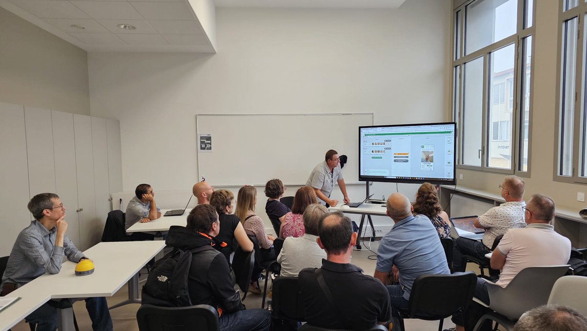 Zoom sur les ateliers en lien avec les leviers d'action du projet #FSE+ #Ambition21 ⤵️
✔️#EcoleInclusive
✔️Certification #Pix élèves
✔️Bien-être &amp; climat scolaire
✔️Evaluation formative et #IA
✔️#Ress_Num et savoirs fondamentaux
✔️Elèves Ambassadeurs du #numérique
#RégionGrandEst