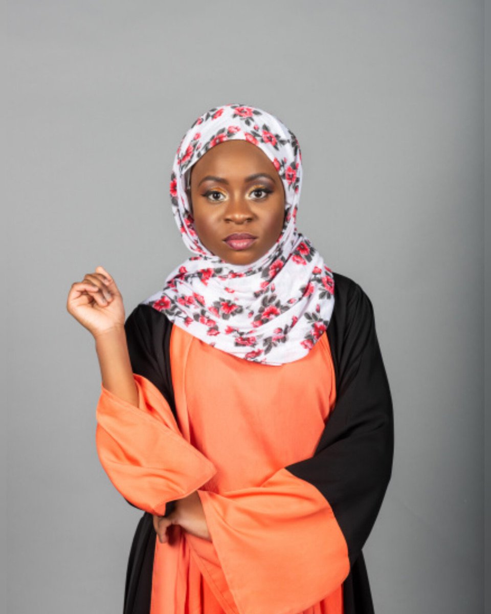 StrivingEmpire's tweet image. Add a pop of colour to your outfit with Flora My Flawa 🌸
Soft, smooth, and easy to wrap.
Shop now 👇 StrivingForModesty.com
#TSEExperience #MuslimahStyle #ModestWardrobe