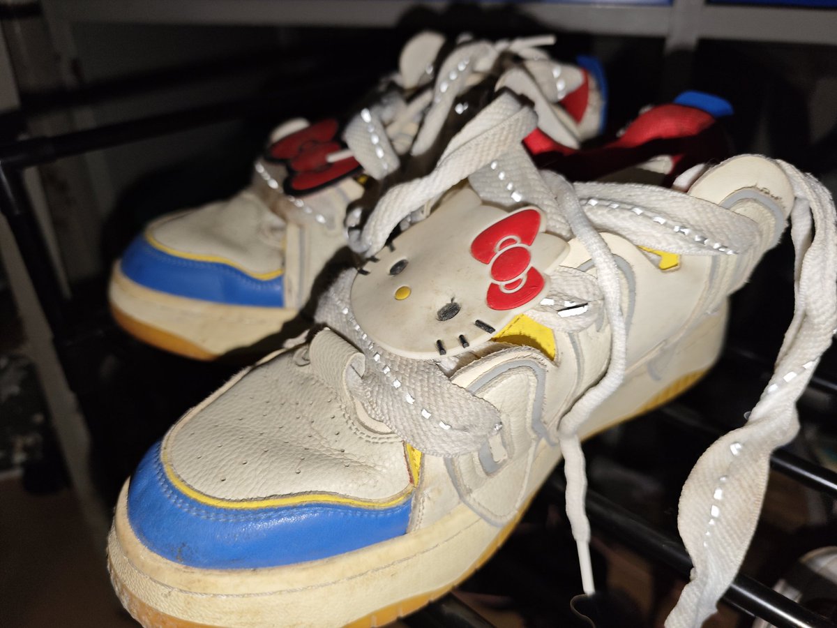 哈哈回归，继续上一次的开学抽奖
评论区抽一个，转推抽一个，点赞抽一个，邮费自理喔 #白袜 #男大 #原味 #1S #体育生