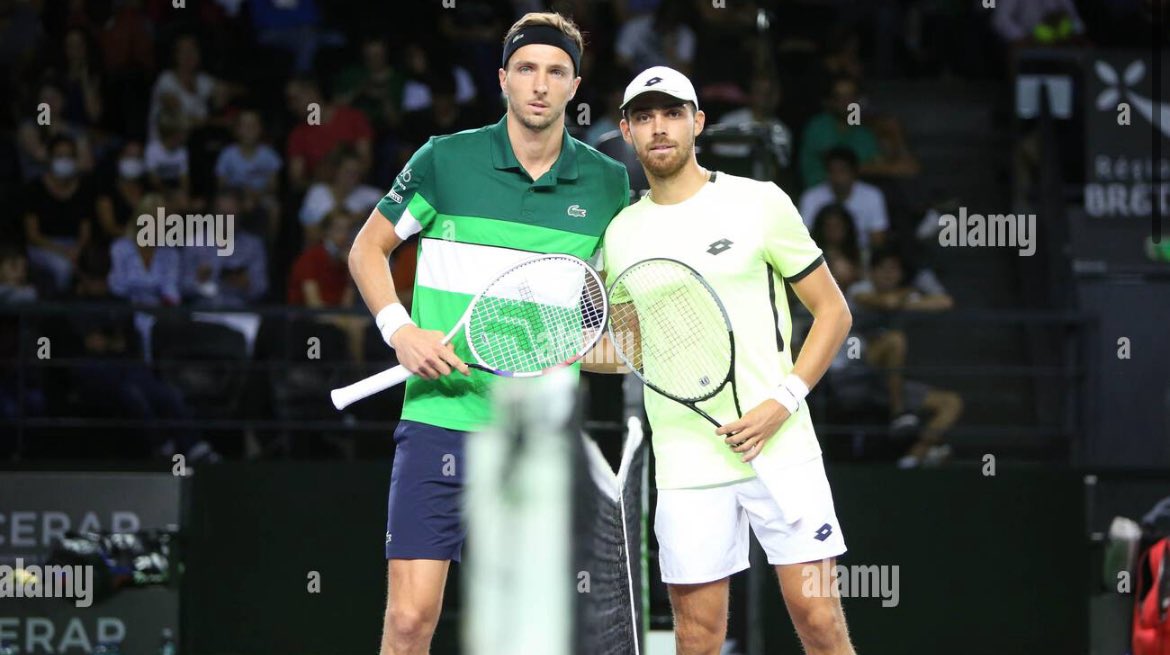 CuotaLab's tweet image. 🔥🎾 Bonzi vs Rinderknech
👉 Confío en Benjamin Bonzi 🇫🇷 cuota 1.80
Ambos llegan cansados 😮‍💨 pero Bonzi ha demostrado nivel y esta temporada ha sacado grandes partidos 💪✨
#Bonzi #ATP #Tennis #Vamos