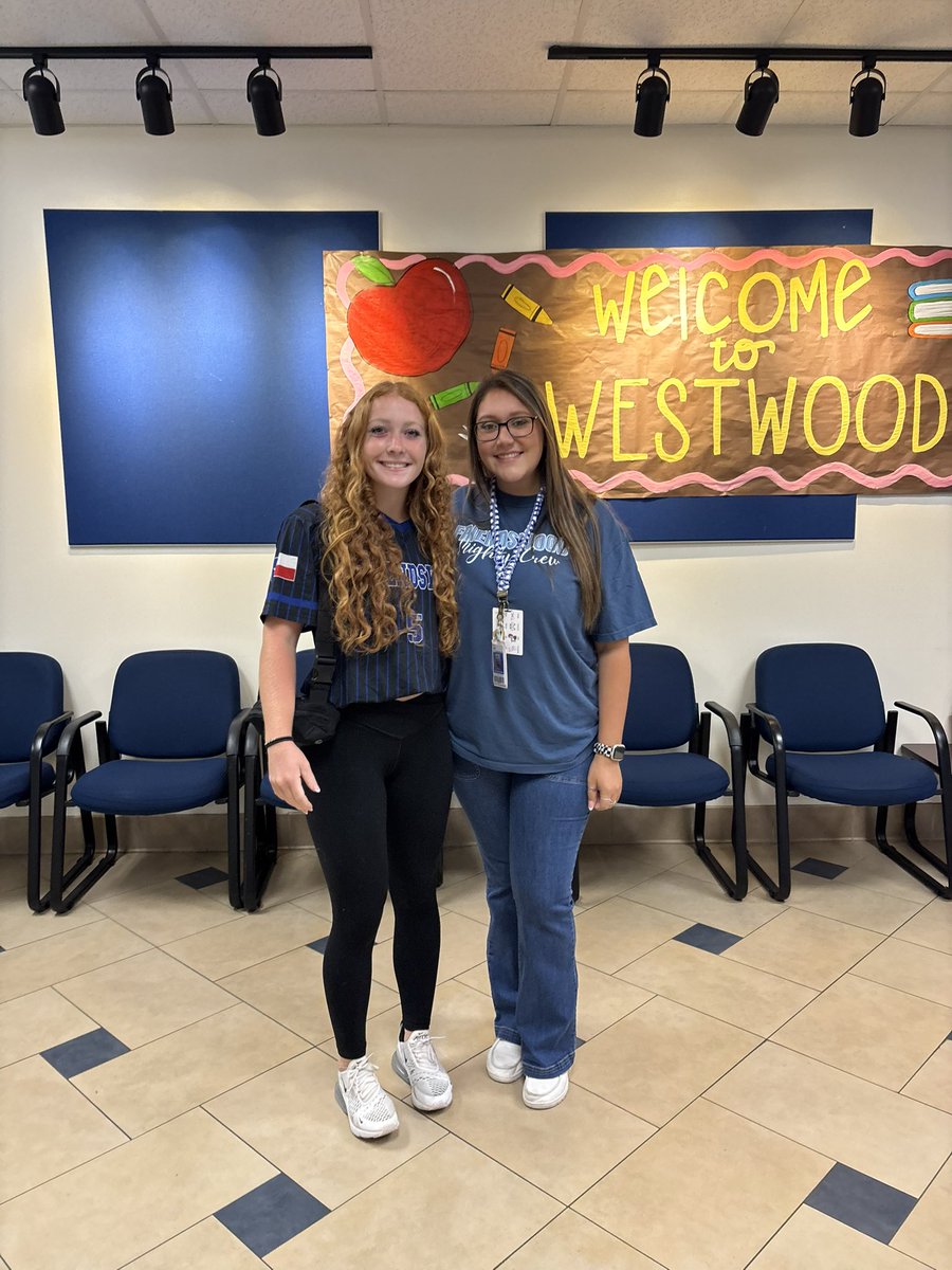 I had a GREAT time this morning with <a href="/FwoodSoftball/">Friendswood Softball “Home of the Mustangs”</a> and <a href="/FHS_FAST/">FHS_FAST</a> at Westwood!!