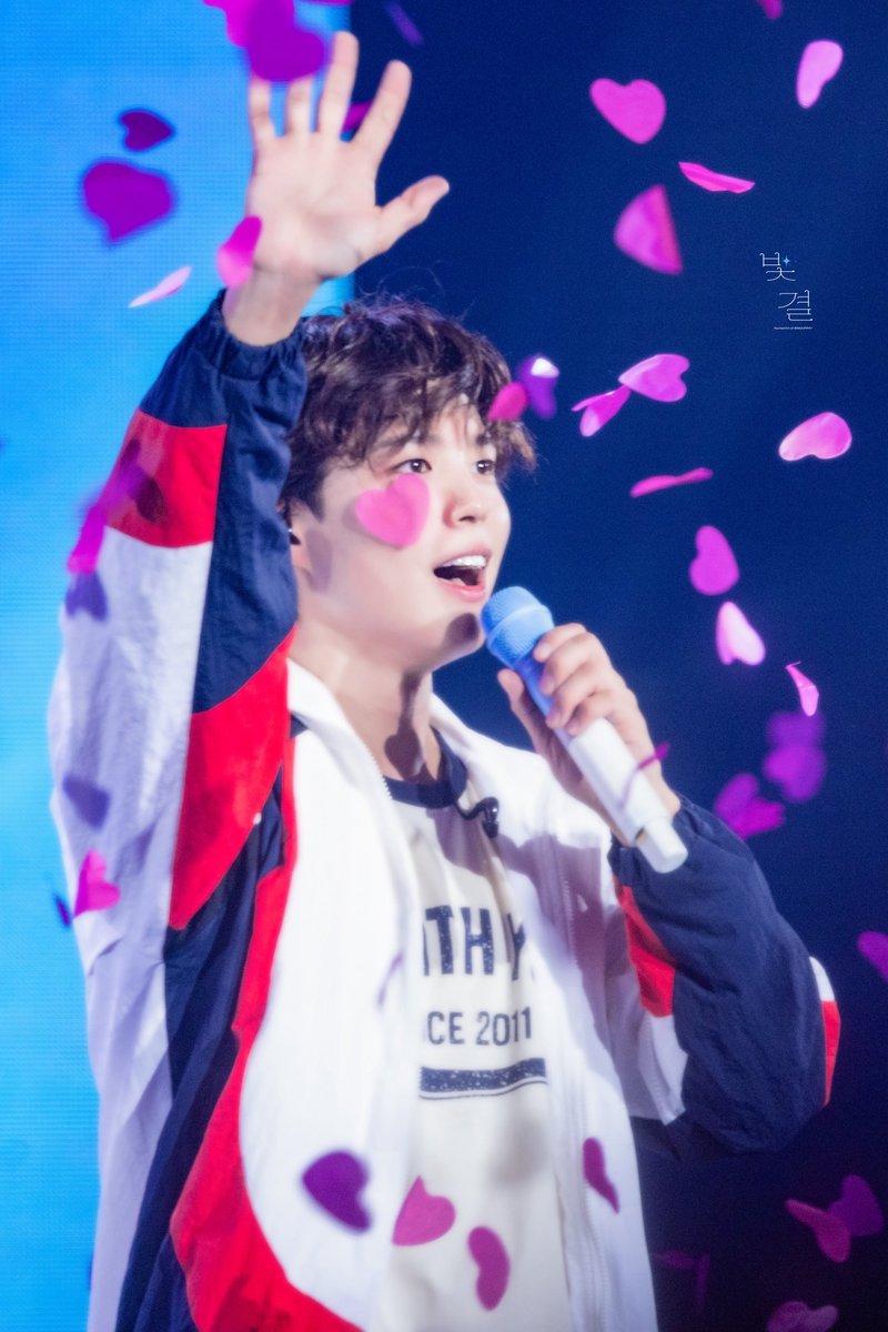 aureprint_616's tweet photo. 🩷🩷🩷

25.08.02 #BEWITHYOU 서울

#박보검 #PARKBOGUM 
@BOGUMMY https://t.co/awEeols2wx