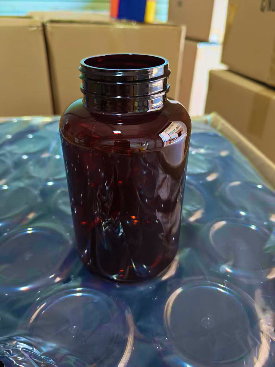 libbyseniorpack's tweet image. Today, we have shipped a full container of bottles. 🥰 We have our own factory, offering bottom prices, specializing in production and ensuring stable quality! 👍
#pillbottles #capsulebottle #500ccplasticbottle