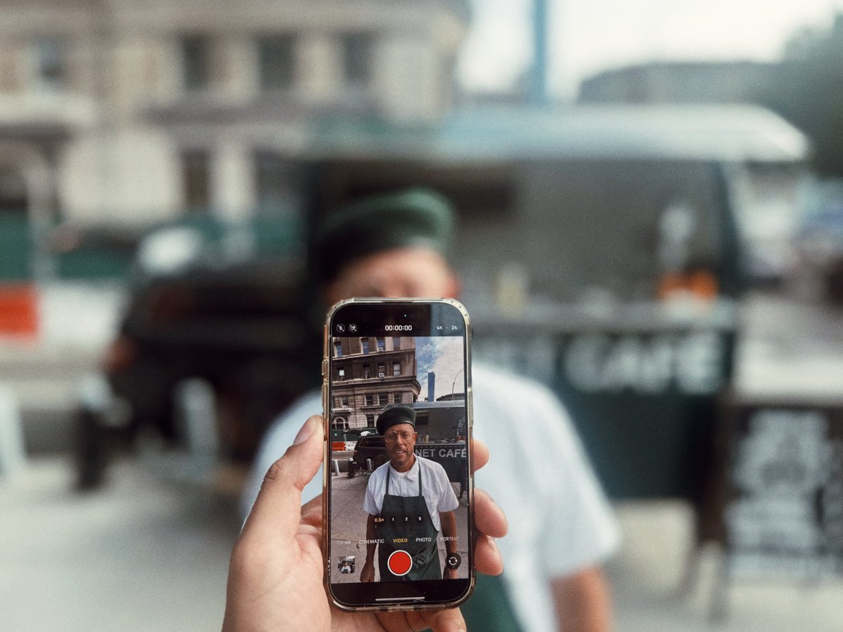 ColdWinterFilms's tweet image. Social media content shoot @beignetdave #filmmaking #socialmedia #ContentCreation