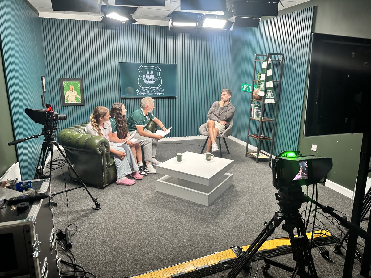 Evergreen tweet media