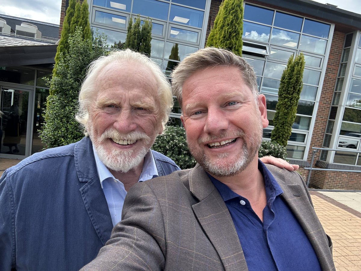 Wonderful to meet <a href="/MrJamesCosmo/">James Cosmo MBE</a> of Braveheart, Game of Thrones and Netflix blockbuster series Hostage fame at <a href="/LTCharity/">Licensed Trade Charity</a> today.  James is kindly co-hosting our Awards and Fundraising Dinner on 2nd October.  Book your tickets here! inntegra.co.uk/events/ltc-awa…
