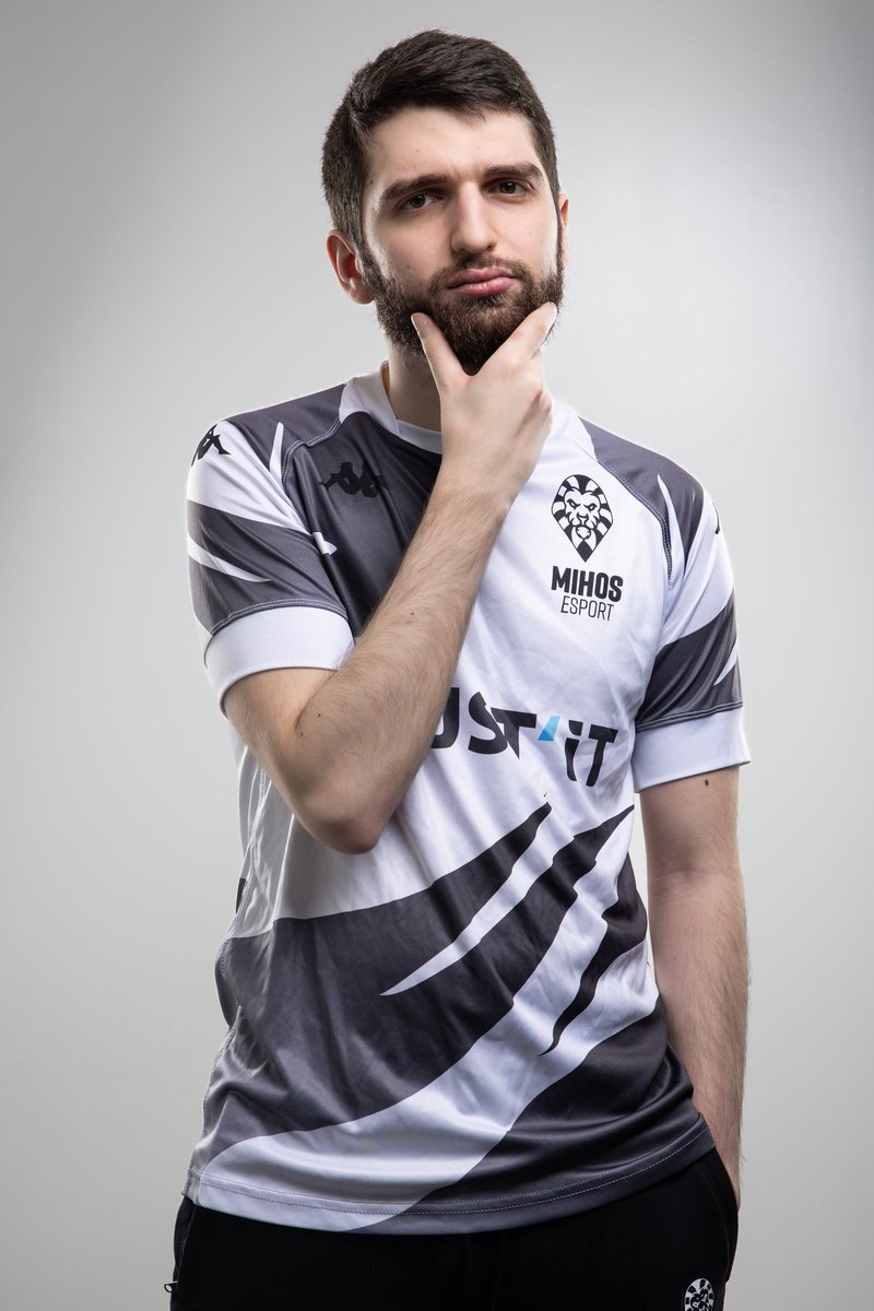 C’est le Jour 1 du #TFTProCircuit | Battle Académie Cup ! 🎉
<a href="/ZyK0oTFT/">MIH ZyK0o</a>, <a href="/TartemanTFT/">MIHOS TarteMan</a> et <a href="/bensacbensac/">MIH bensac</a> sont de la partie 💪

On les encourage à fond ! 🔥

#MIHWIN #TrustIt