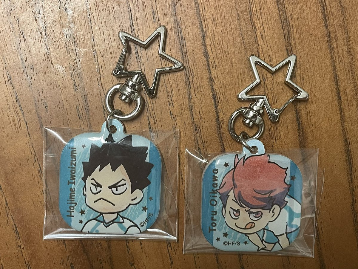 해삐해삐 

이와오이 키링까지 와서
아오후타 이와오이 완성임 🤭🫶