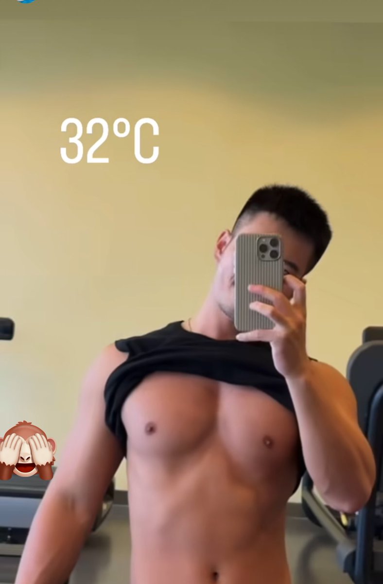 32° 🤭
 #新しいプロフィール画像