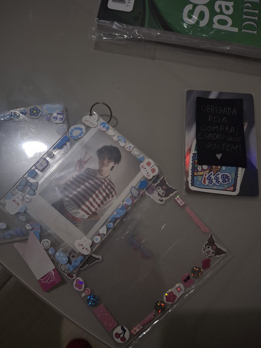 ୨ alice viu o skz ୧ (@mylov_ali) on Twitter photo Avaliação positiva para <a href="/JEN0FLY/">bia&got7 vai ver o p1h!</a> que me enviou os toploards super rápido e chegou bem embalado Avaliação positiva para <a href="/JEN0FLY/">bia&got7 vai ver o p1h!</a> que me enviou os toploards super rápido e chegou bem embalado