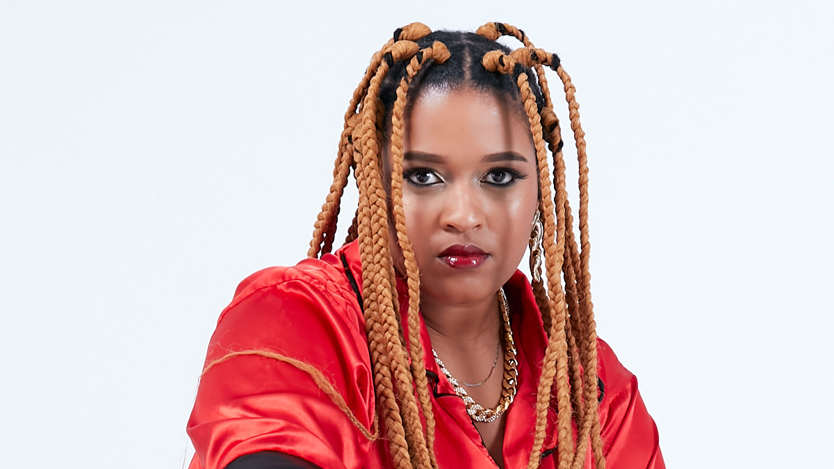 Bizzcuit <a href="/madala_Bizzcuit/">BIZZCUIT</a>  Drops “Somebody” ft. <a href="/Buzzi_Lee/">Buzzi Lee Official</a>  Visuals Ahead of Upcoming EP  sahiphop247.com/bizzcuit-drops…