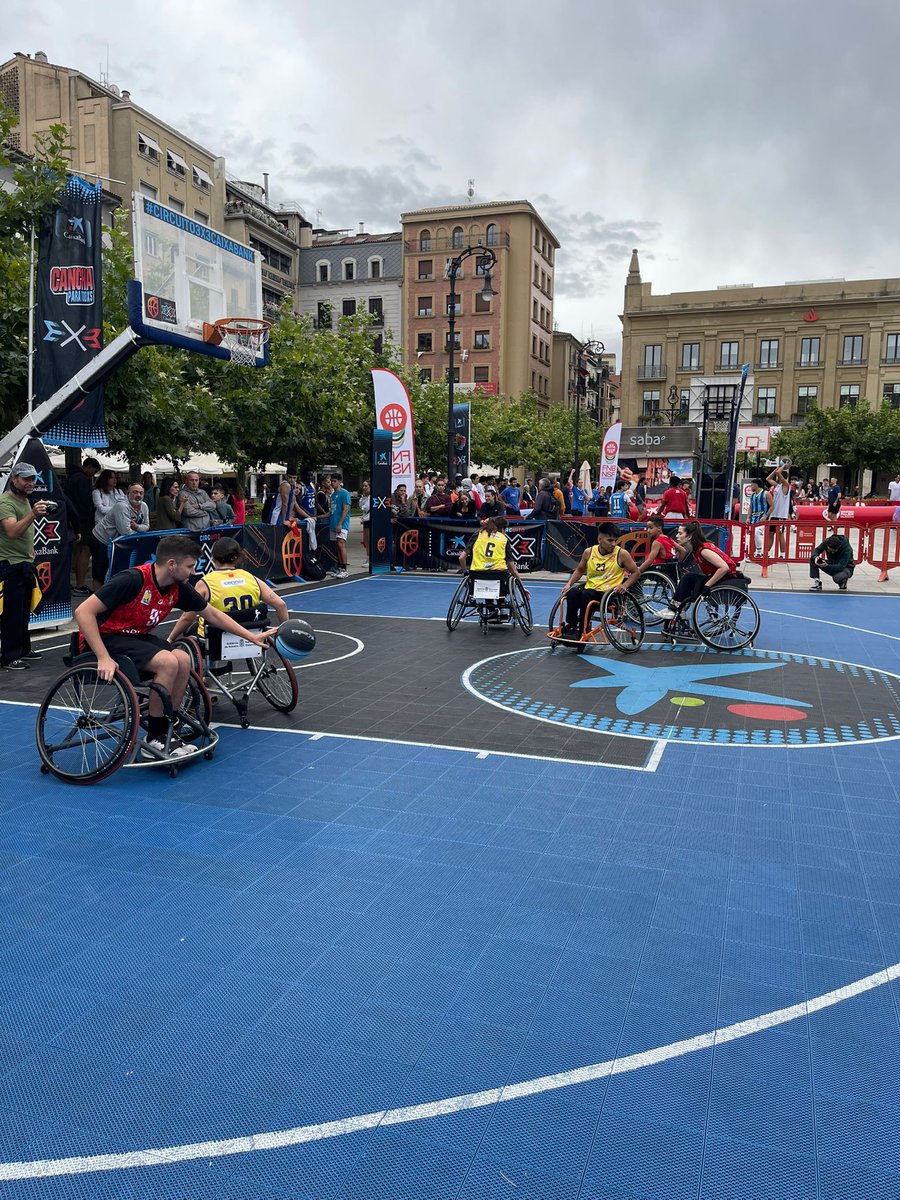 BsrEspana's tweet photo. ¡Qué ganas teníamos de volver a vivir la magia del circuito 3x3 @caixabank!

Retomamos la gira en Pamplona con una jornada llena de inclusión, basket y buen ambiente
🏀🏀🏀
#3x3 #CaixaBank #baloncesto https://t.co/RF0b7JRV4t