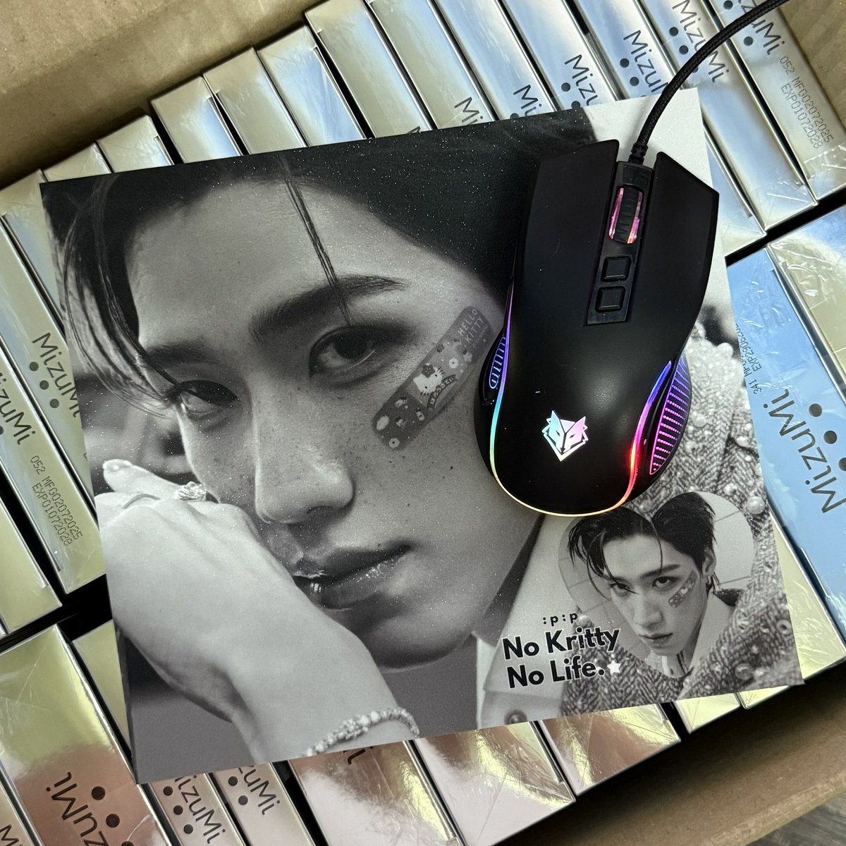 13marsatur's tweet photo. แจก ! mask เสือนู๋พี 1 กล่อง 3 สูตร 3 ซอง
พร้อม mouse pad จำนวน 1 คนจ้ะ 👀🐯💭

กติกาเพียงแค่รีทวิตเต้าอั้น รีได้ทุกด้อมเยยนะก้ะ ม้าคดีจริง ๆ อยากให้ทุกคนได้ลองใช้ 🤲🏻

* สุ่มผู้โชคดีวันที่ 31 สิงหาคมนี้น้า * https://t.co/exWPpp5PmA