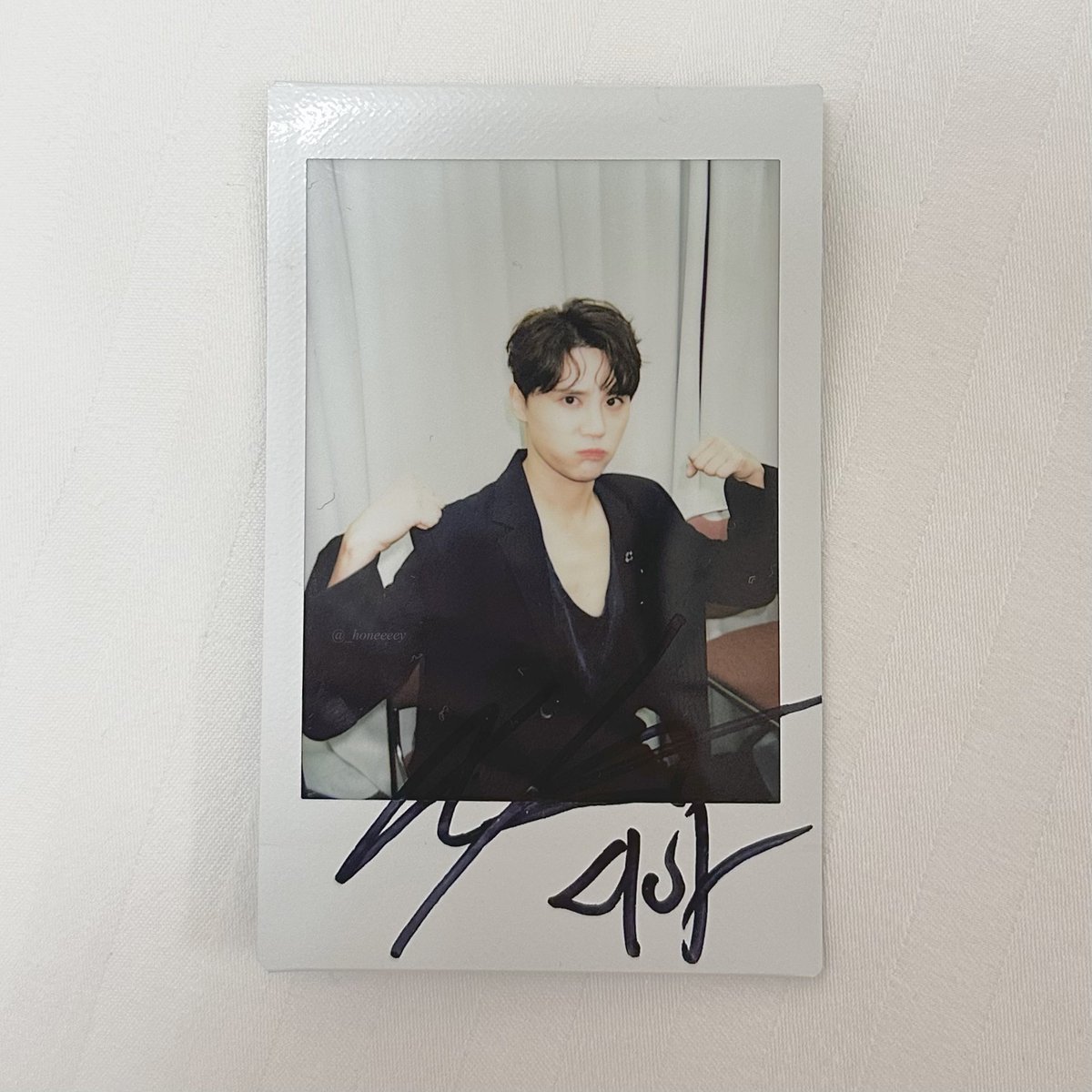 엠디 금액추첨권으로 받은 싸인폴라❤️‍🔥
볼빵빵 가나디 .. 𐔌՞⁔•͈ ·̫ •͈⁔՞𐦯