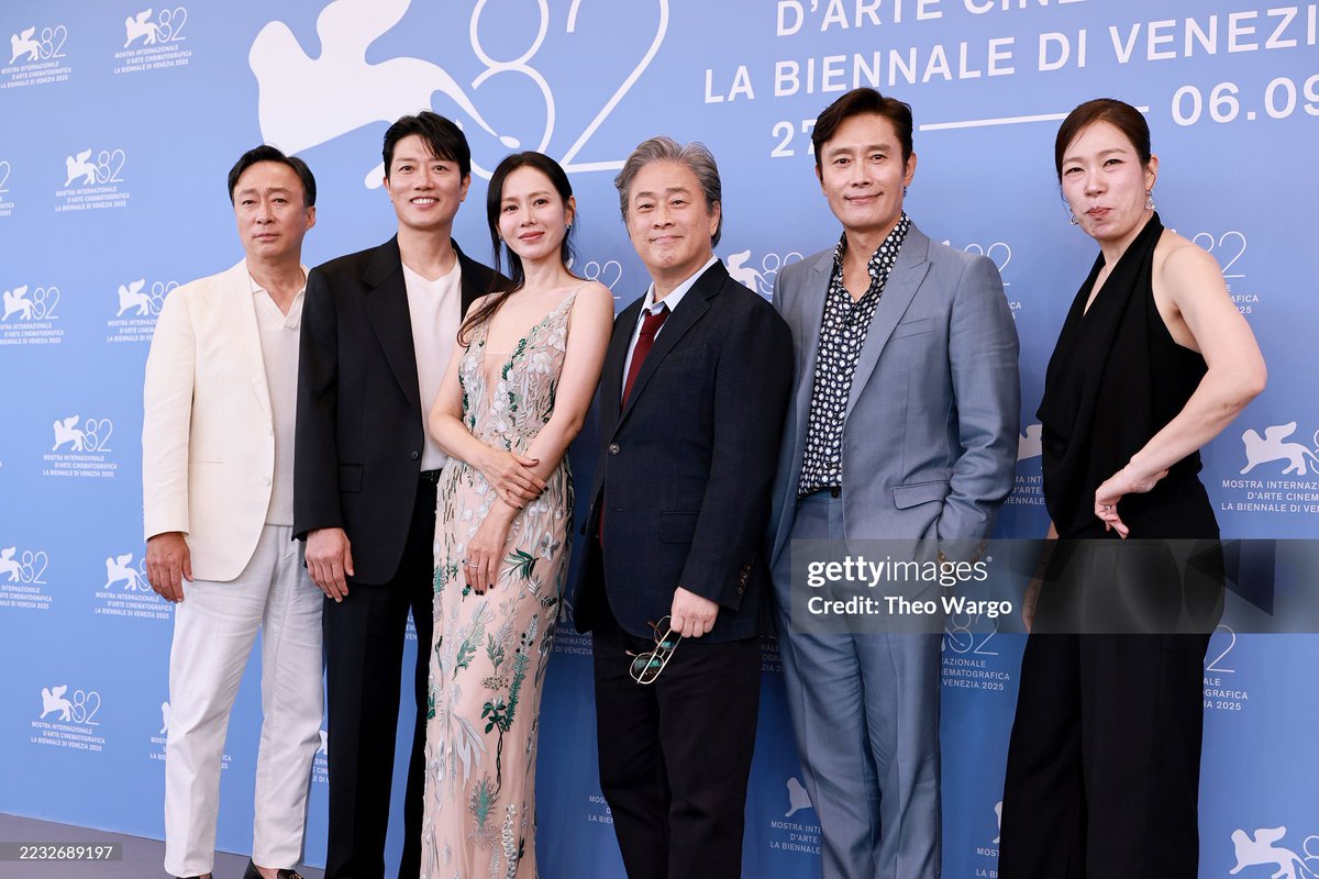 thalyonfilm's tweet photo. another bang park chan-wook https://t.co/ZJgau0LF5D