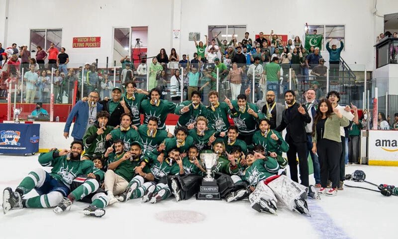 Men’s team win Gold 🥇&amp; Women’s team win Bronze 🥉 in their debut appearance at the Amerigol Latam Cup ice hockey tournament.The tournament is designed to showcase talent from regions where ice hockey is a growing sport 👏 

dawn.com/news/amp/19342…

#Pakistan #IceHockey