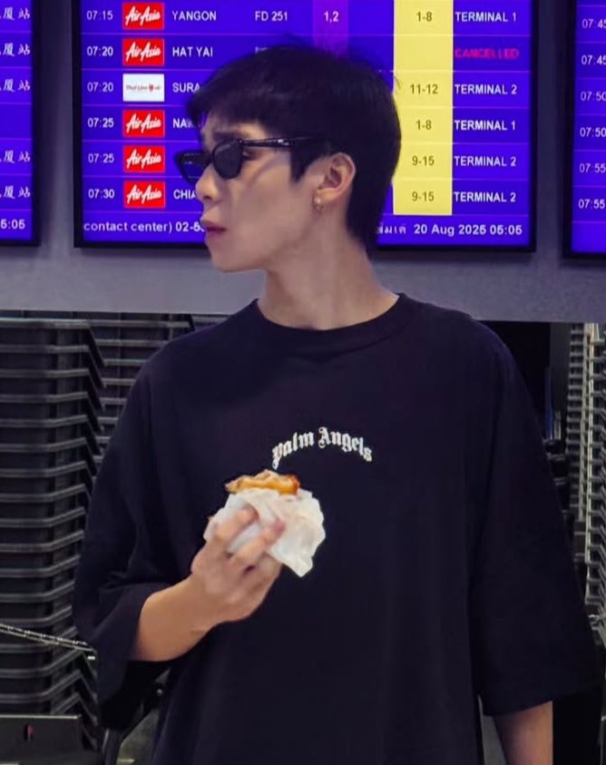 อยู่ดีๆก็คิดได้ว่าเราจะได้ดูร่างทองพีเจกับร่างทองเลออนในเจลตี้อะเทอออ
 #pjleon  #LEONBROCCO #PJmahidol