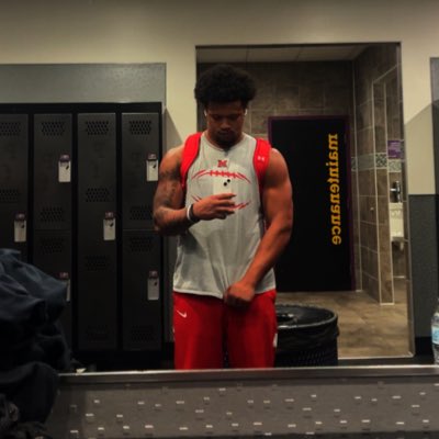 “But you, take courage! Do not let your hands be weak, for your work shall
be rewarded” 2 Chronicles 15:7 

Where to next👀👀
6’1 225 LB
3 year’s Eligibility