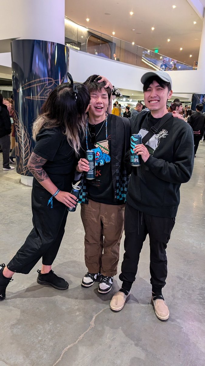 people really be on here saying random bullshit and just assume trans folks are complete pariahs lmao. not only did my siblings stick around, they estranged our parents in solidarity for not doing the same. lucky to have them, i know this is not true for everyone.