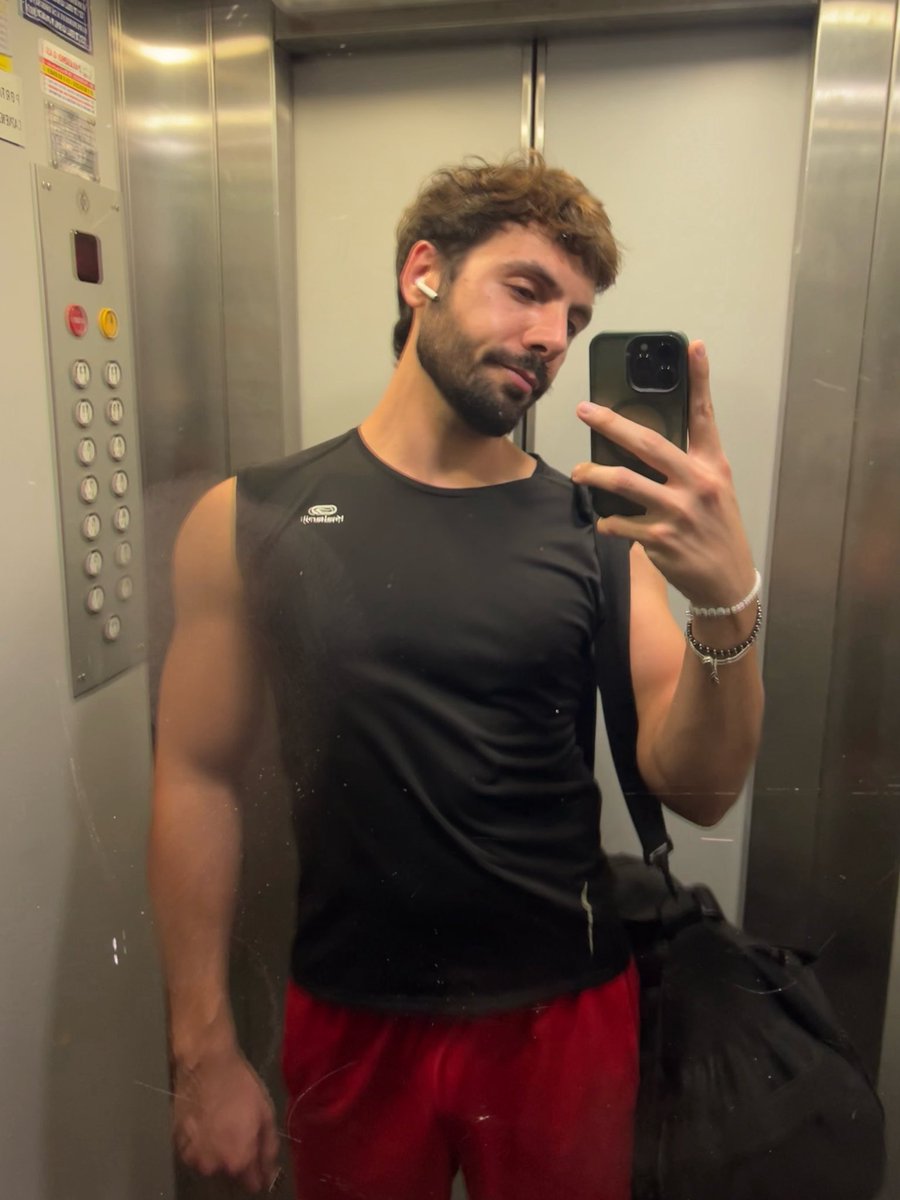 g∩mg∀r tweet media