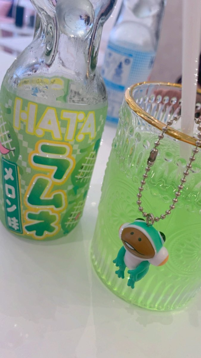 ログアウト！今日も予約出勤ありがとう😭
最近たくさんの方にあえてドリンクとかセットとか頂けて本当に感謝しかないです！たのしい！ほんとにありがと〜‼️՞ ̥_  ̫ _ ̥՞
次は9月2か3？おりますので会いに来てね〜‼️なめこ可愛いので見て( ˊ̱˂˃ˋ̱ )