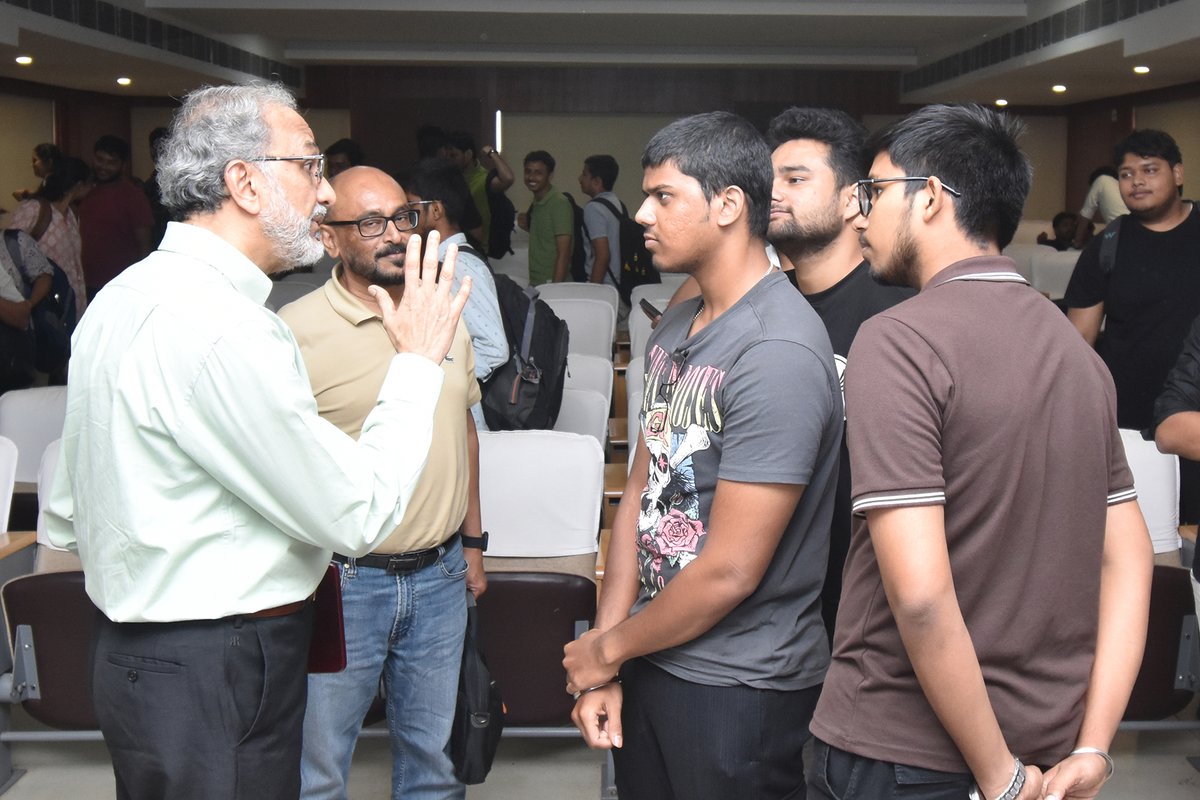 Silicontech_bbs's tweet image. From classroom to corporate, today’s power-packed session with Mr. G. D. Sharma, Consultant &amp;amp; Former President–HR, BGR Energy Systems Ltd., inspired our students to level up their Academics, Attitude &amp;amp; Ability.

#FutureReady #SiliconUniversity #SharpenYourEdge #Silicontech