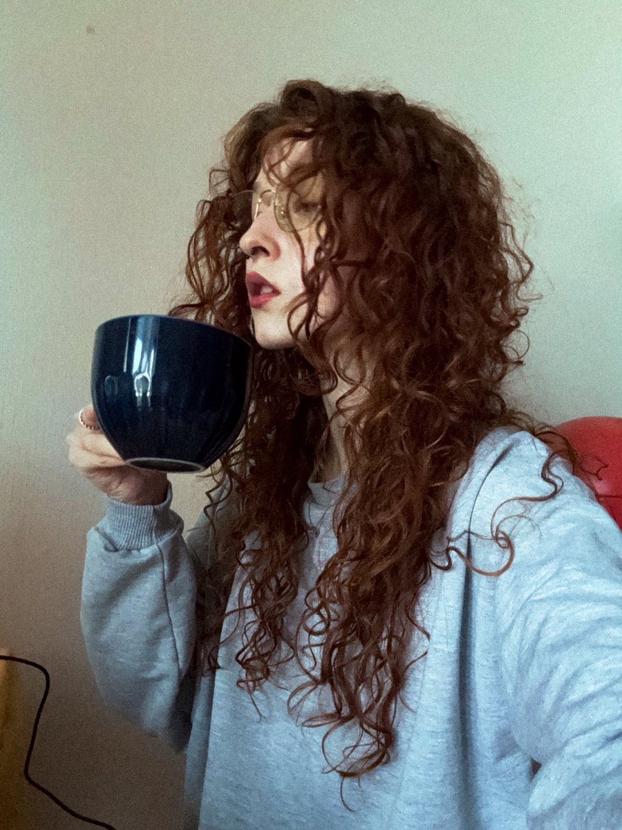 Давайте все помолимся, я не знаю, чтоб я уже нашла работу хорошую 🥹✨ 
Иначе скоро я буду просто мастером собесов ахха