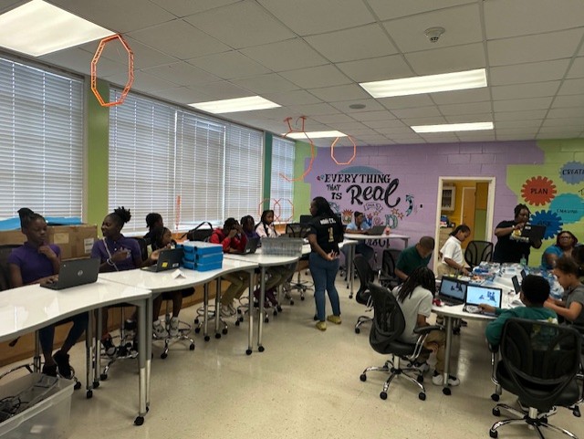 Anne Williamson tweet media