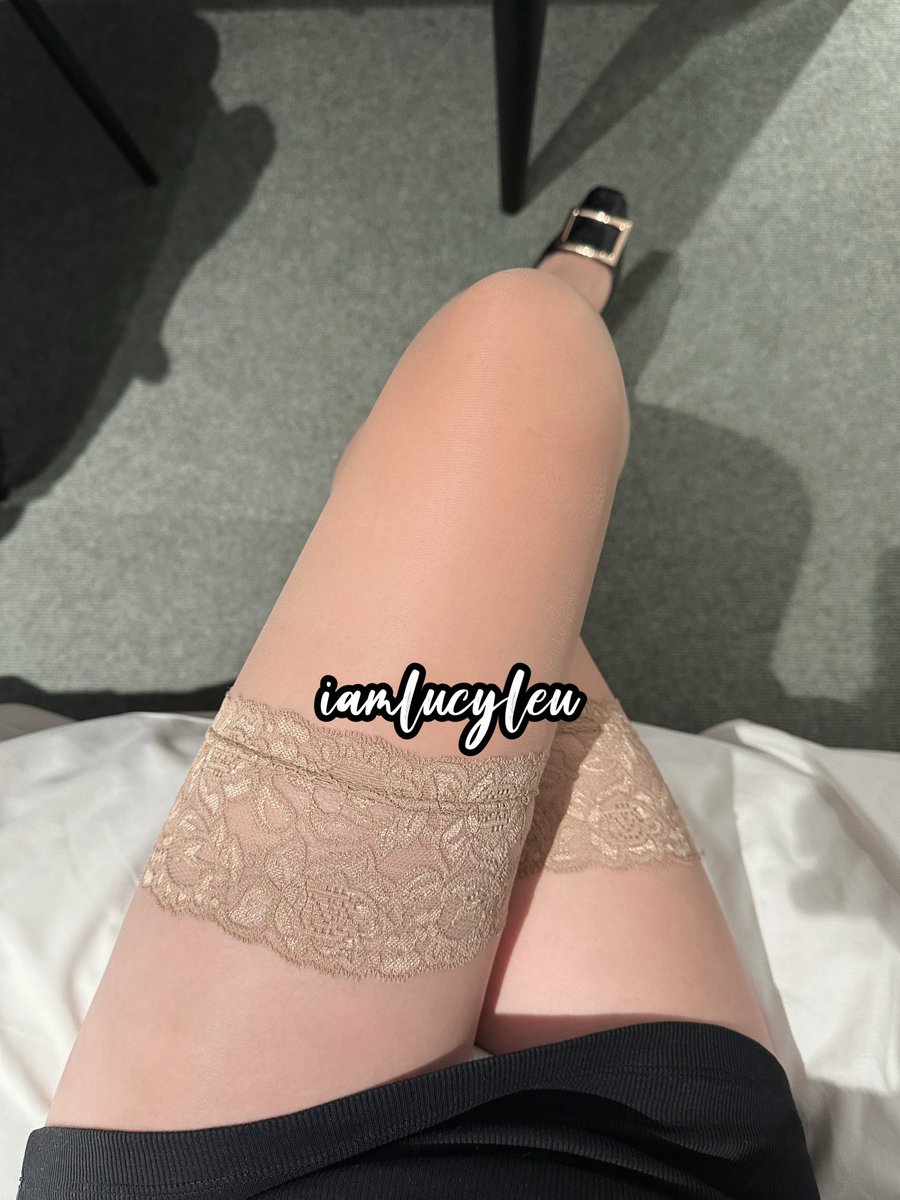 你訂閱左我P站未啊🤭

Retweet if you love me💕
想要原味絲襪記得DM我🫦

 #絲襪 #黑絲 #黑絲誘惑 #黑絲美腿 #腳膠 #絲襪控 #長腿 #淫 #港女 #原味絲襪 #二手絲襪 #做愛 #二手底底 #空姐 #空姐絲襪 #ol絲襪 #戀足 #靚腳 #腳趾 #腳板 #戀腳 #腳奴