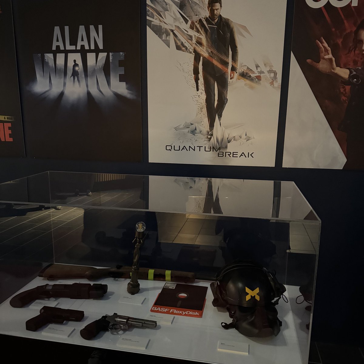 GregoryLouden's tweet photo. Happy 30th @remedygames 🇫🇮 

Proud and grateful to of been part of the journey from 2012 - 2017 on #QuantumBreak, #CrossfireX and #Control 🥂 https://t.co/6ZKTNa7Dbf