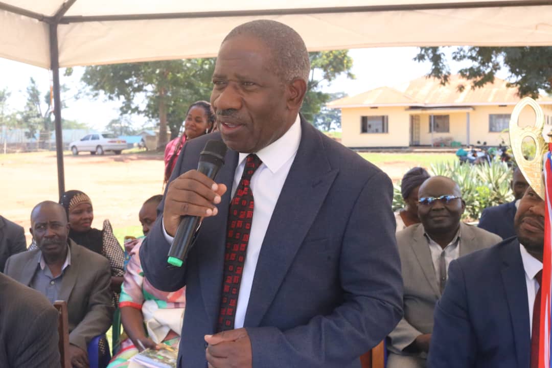 Twekeneenyeza ensonga ezitali zimu mu Ggombolola ye Kasawo era ne tuwaya kunsonga z'obukulembeze.
Oluvannyuma mbakawasizza ekirabo kyebawangula mu mpaka za  Ssekiboobo cup eza kamalirizo ezaali ku <a href="/OLASchoolsUg/">Our lady of Africa Schools</a>