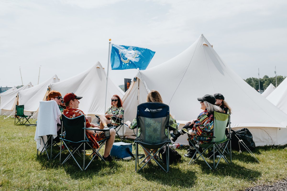 Download Festival tweet media