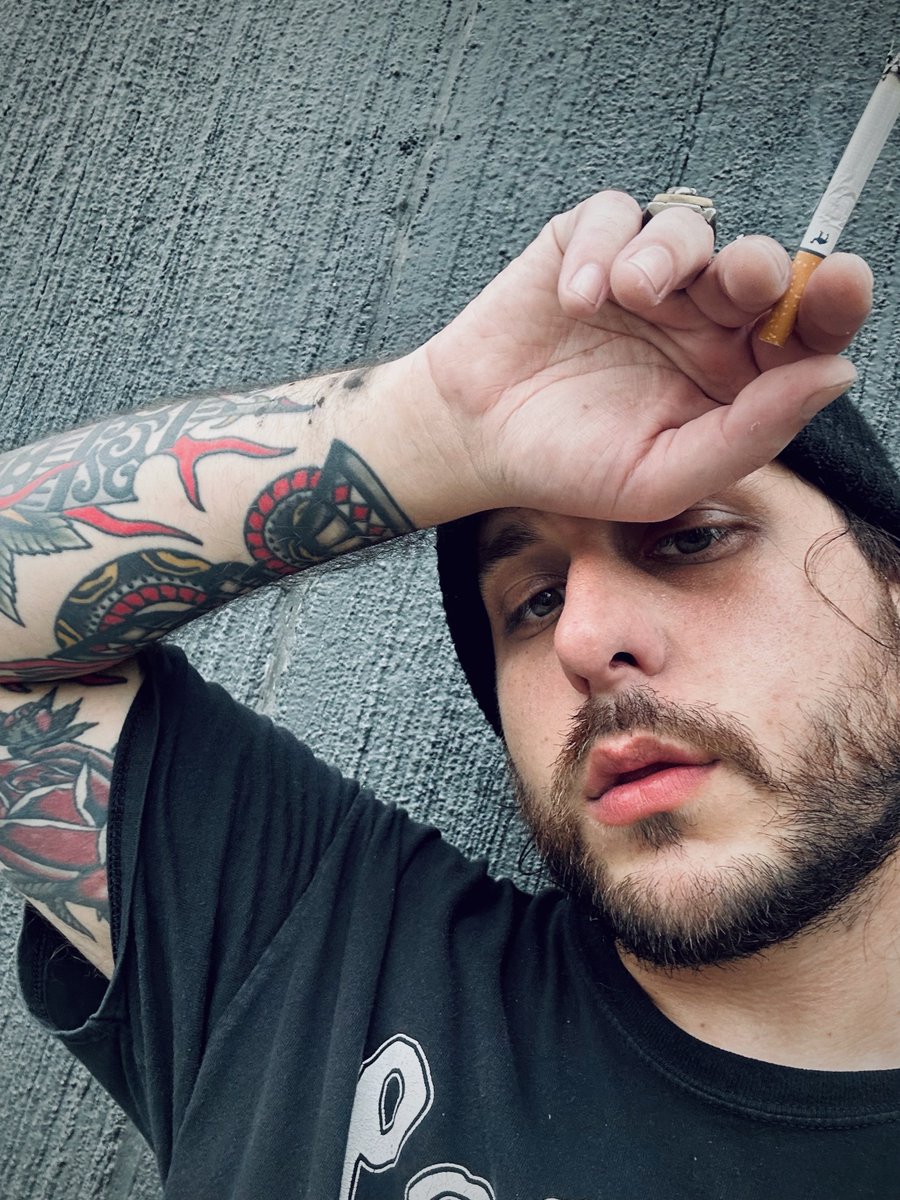✶ BRANDON MURPHY TATTOO ✶ tweet media